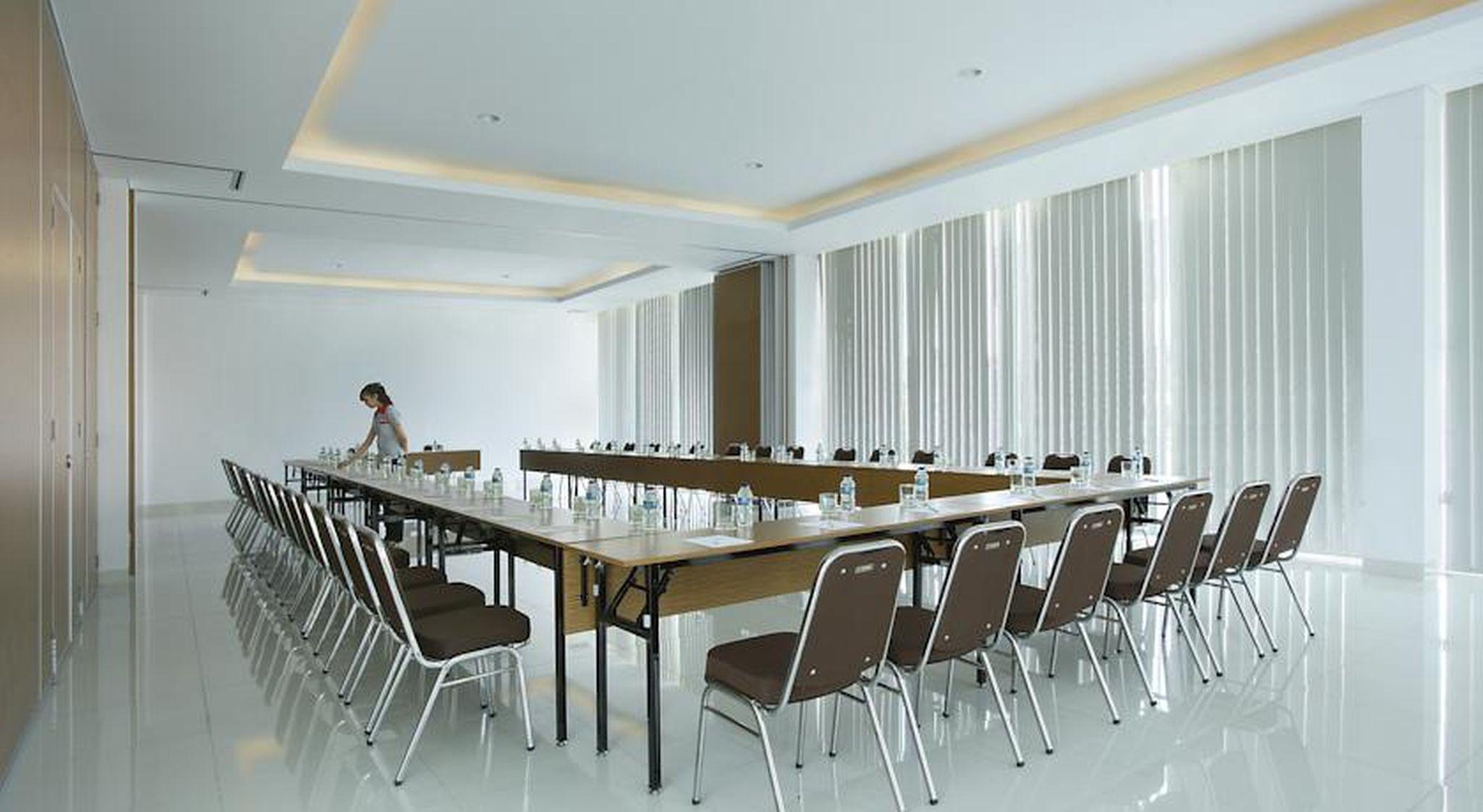 Amaris Hotel Embong Malang - Surabaya Exterior photo