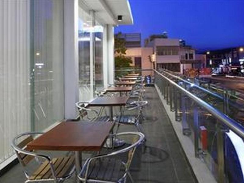 Amaris Hotel Embong Malang - Surabaya Exterior photo